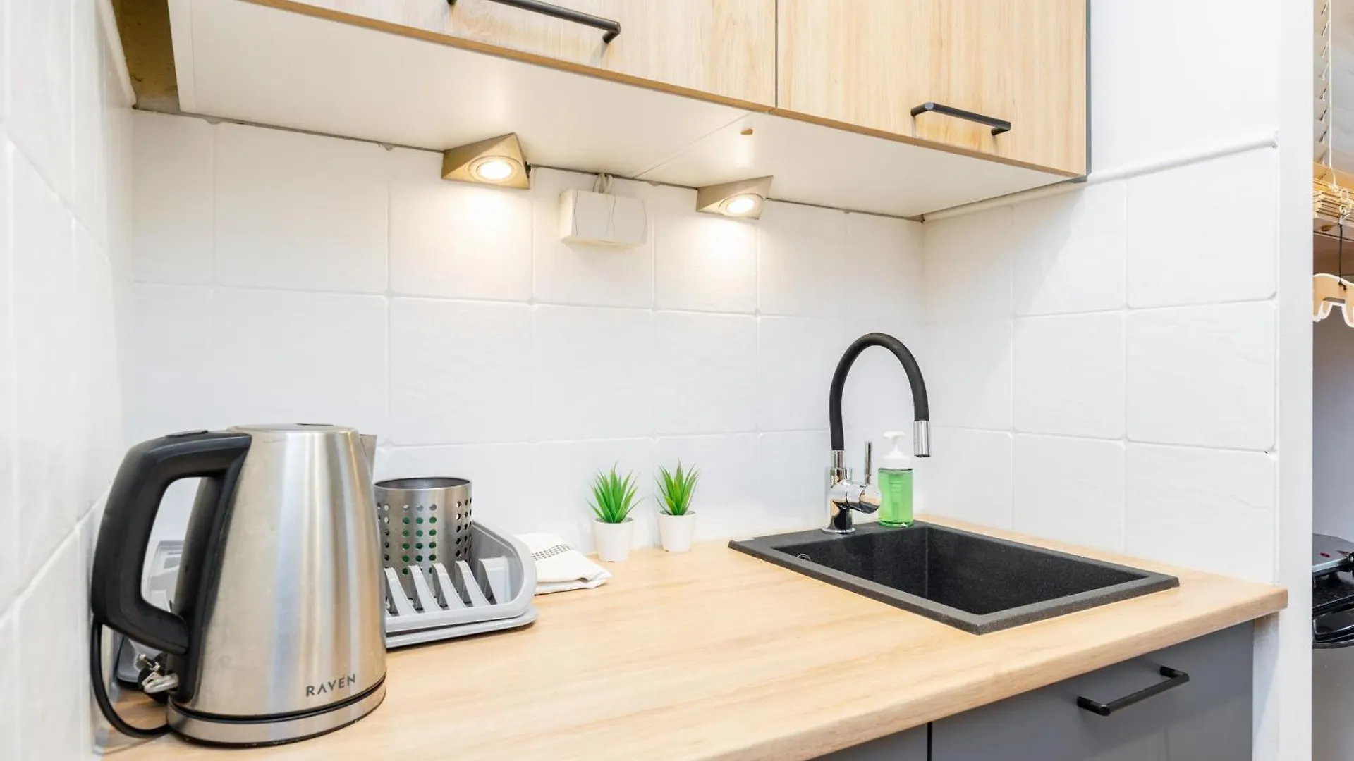 Cinnamon Apartment Metro Swietokrzyska Varsovie 0*,  Pologne