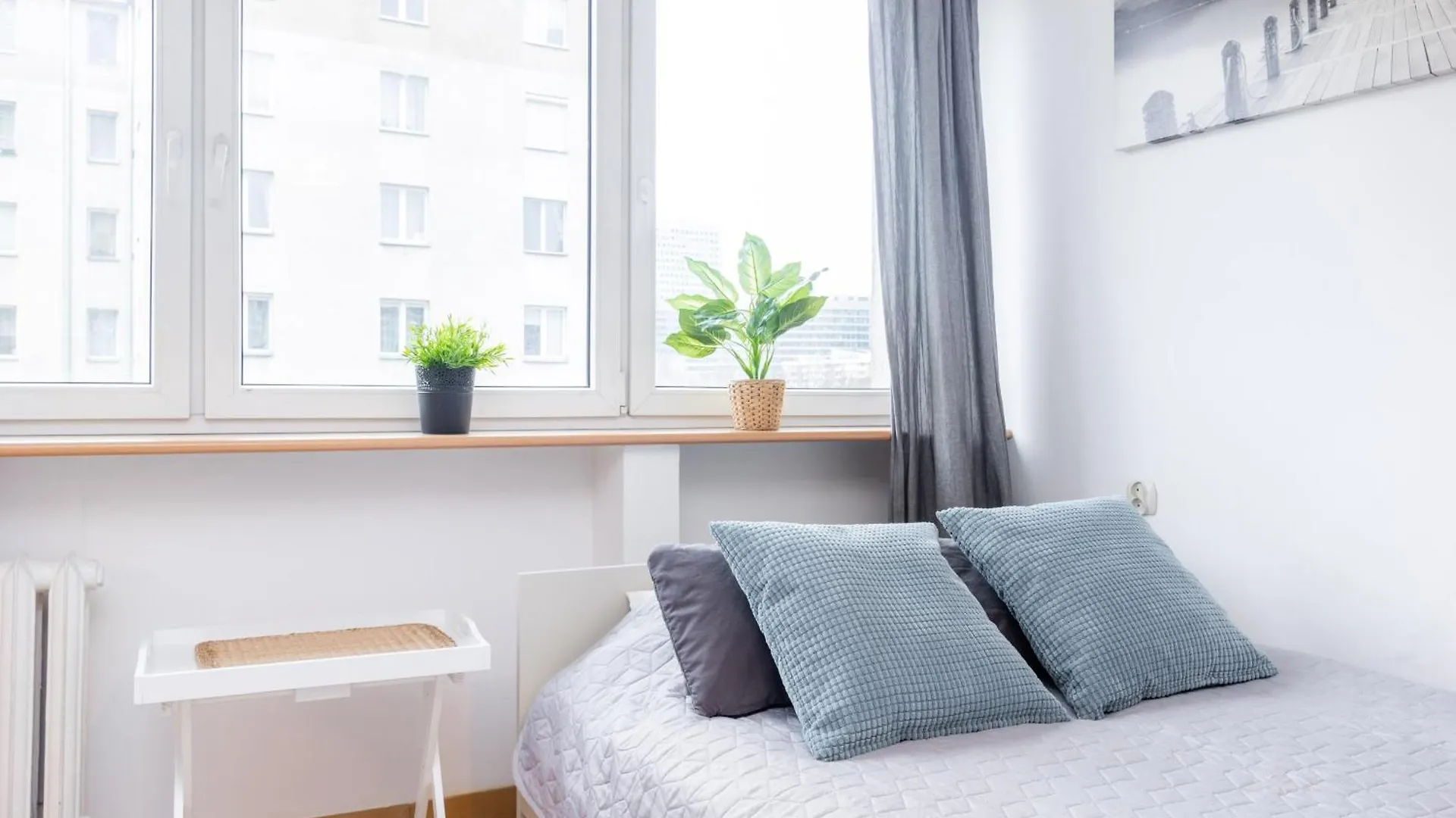 Cinnamon Apartment Metro Swietokrzyska Warsaw 0*,  Poland