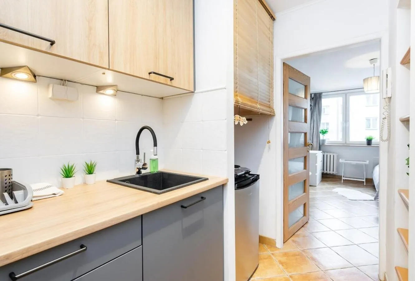 Cinnamon Apartment Metro Swietokrzyska Varsovie