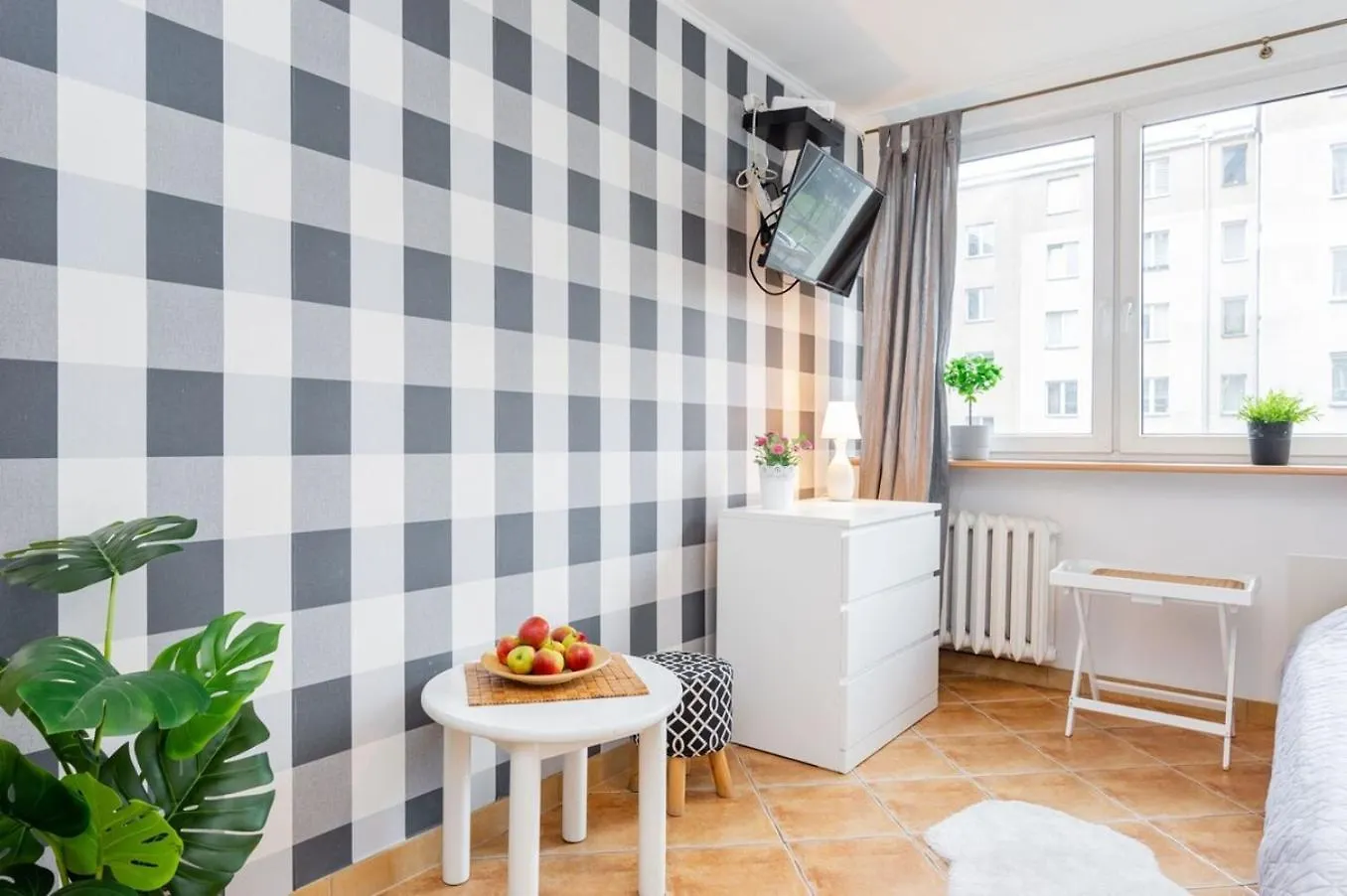 Cinnamon Apartment Metro Swietokrzyska Warsaw
